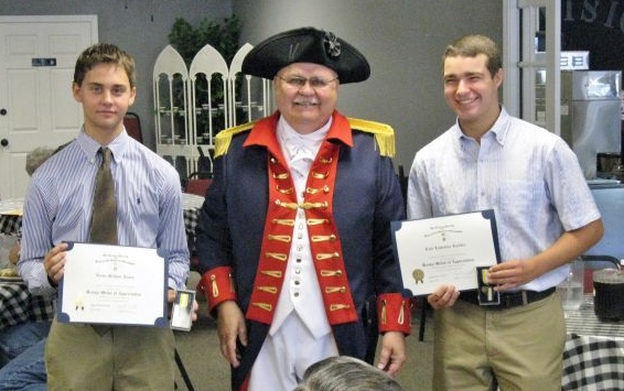 Aug. 17, 2013 Ron Carter presents medals to CAR 3Forks of Trinity